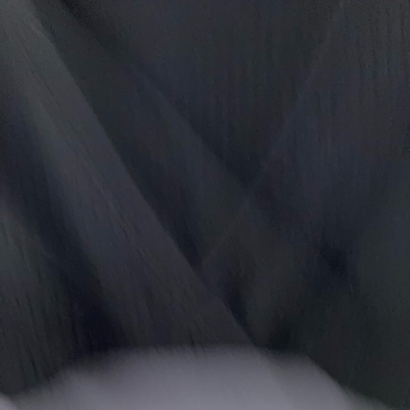 Abercombie & Fitch Black Ribbed Sweater V-Neck Long Sleeve Crop Top Size Medium - Picture 5 of 5